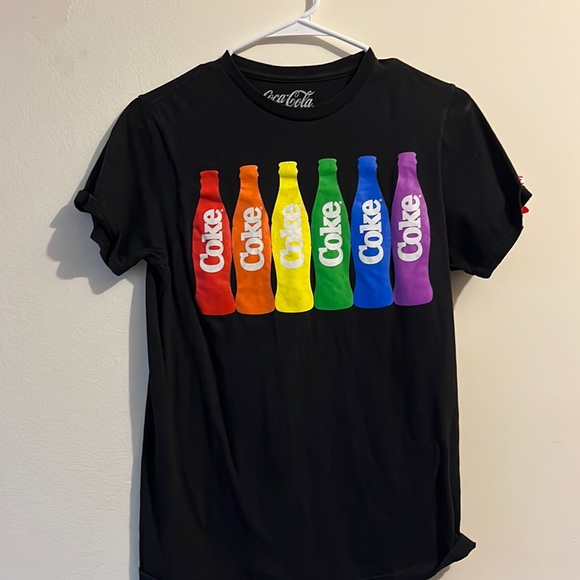 Mens rainbow coca cola T-shirt - Picture 1 of 2